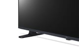 Detalle de la base y soporte del televisor LG 32LR650BPSA.