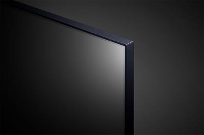 Detalle del borde del televisor LG 32LR650BPSA.