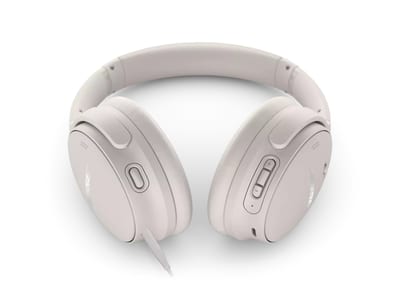 Audífonos Bose QuietComfort Headphones White Smoke, galería oficial del producto.