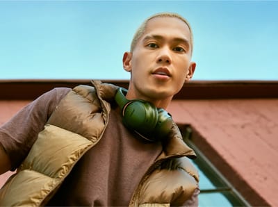 Audífonos Bose QuietComfort Headphones Cypress Green, galería oficial del producto.